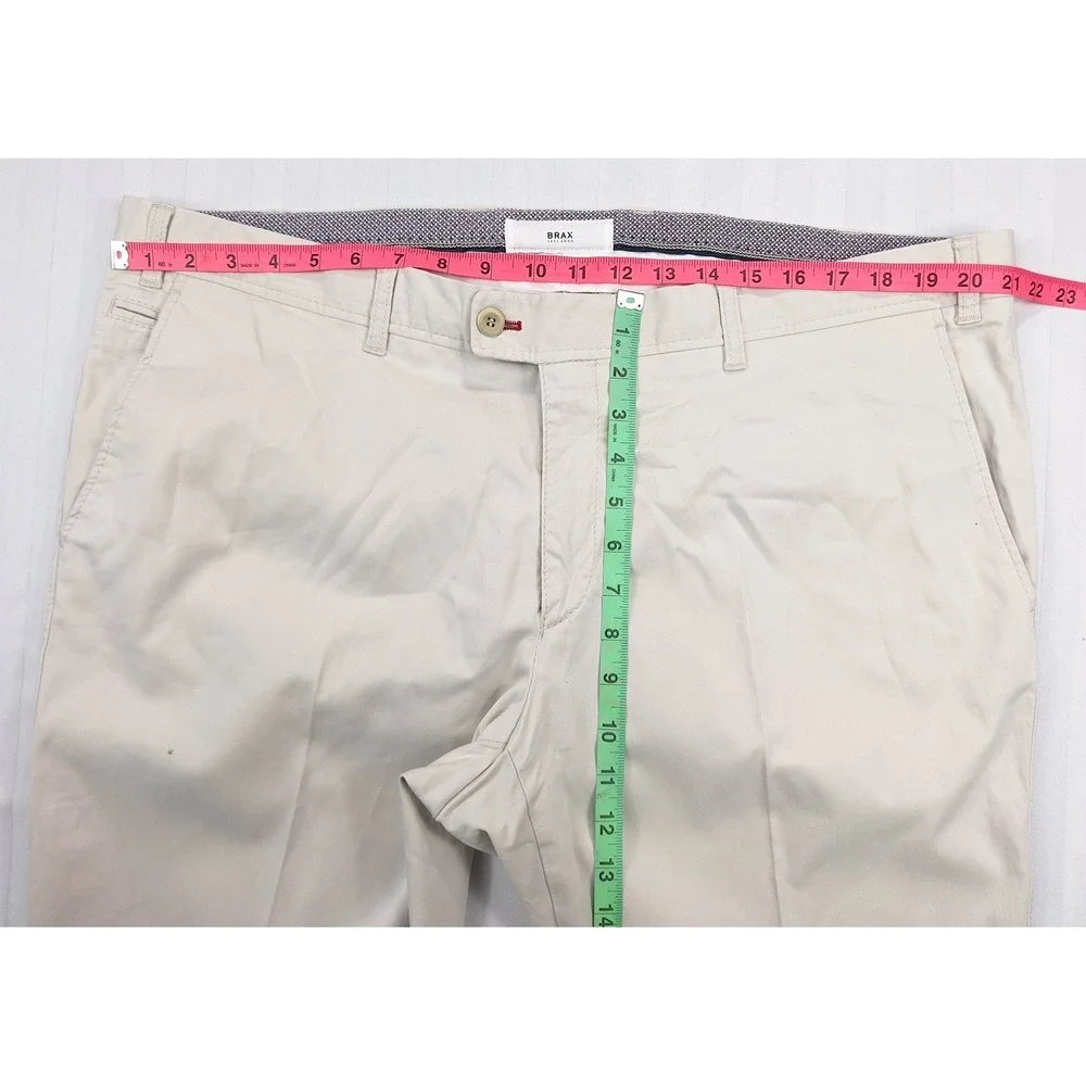 Brax Feel Good Mens Beige Chino Pants Flat Front Regular Fit Size 42x29 Chinos